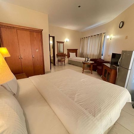 Tara Hotel Llc Ντουμπάι Εξωτερικό φωτογραφία